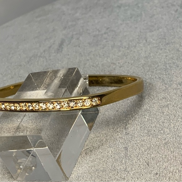 GOLD tone crystal rhinestone cubic Zirconia bangle bracelet - Picture 4 of 6